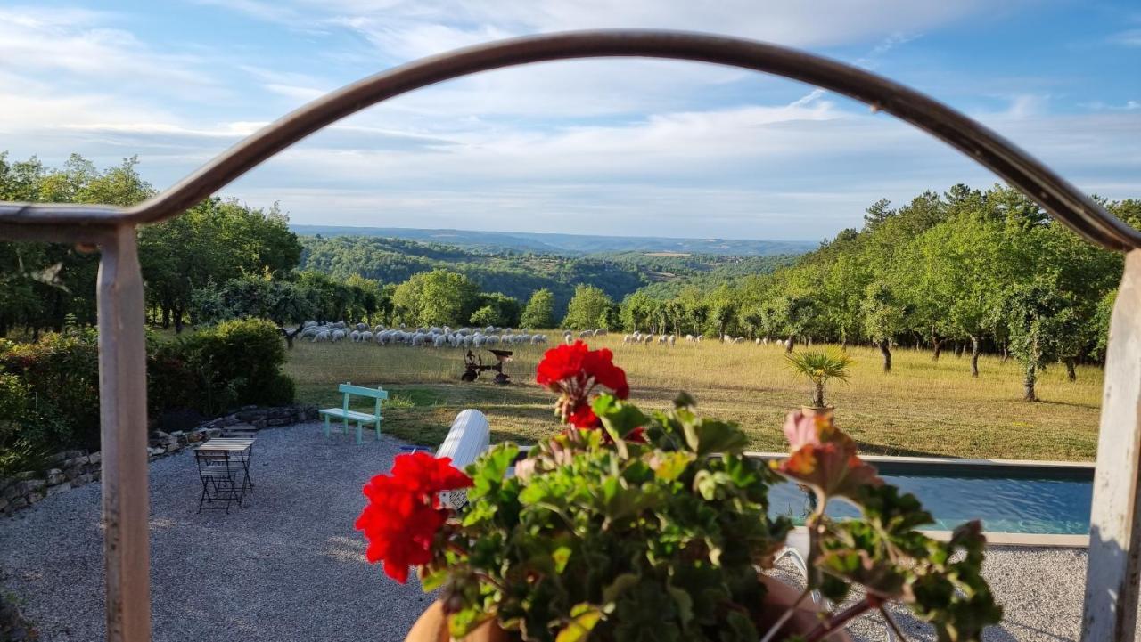 Domaine La Garenne Panzió Reilhaguet Kültér fotó